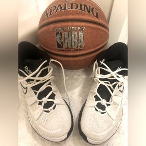 Kyrie seven Nike Basketball Shoes